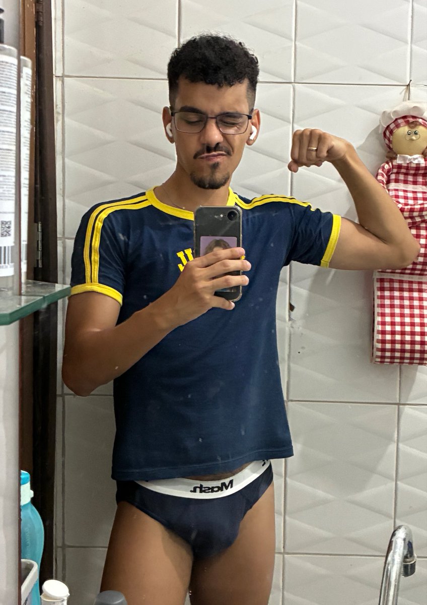 moranguinho bombada tweet media