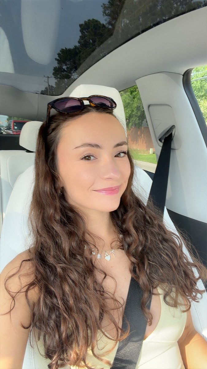 Cayla Smith (Cayla Bri) tweet media