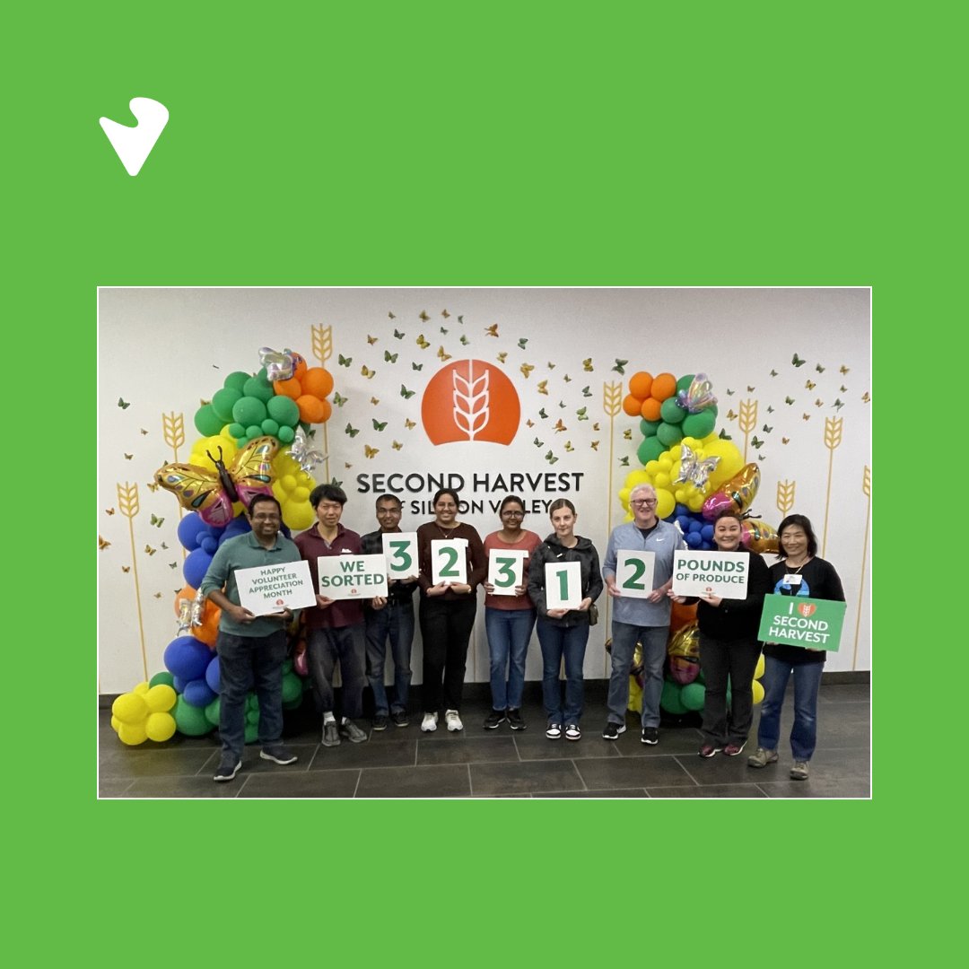 versanetworks's tweet image. This morning we traded screens for gloves and spent a few hours volunteering with Second Harvest of Silicon Valley.

16 tons of produce packed and we had fun, while making great memories.

Thank you for having us, @2ndharvest.

#NetworkSecurity