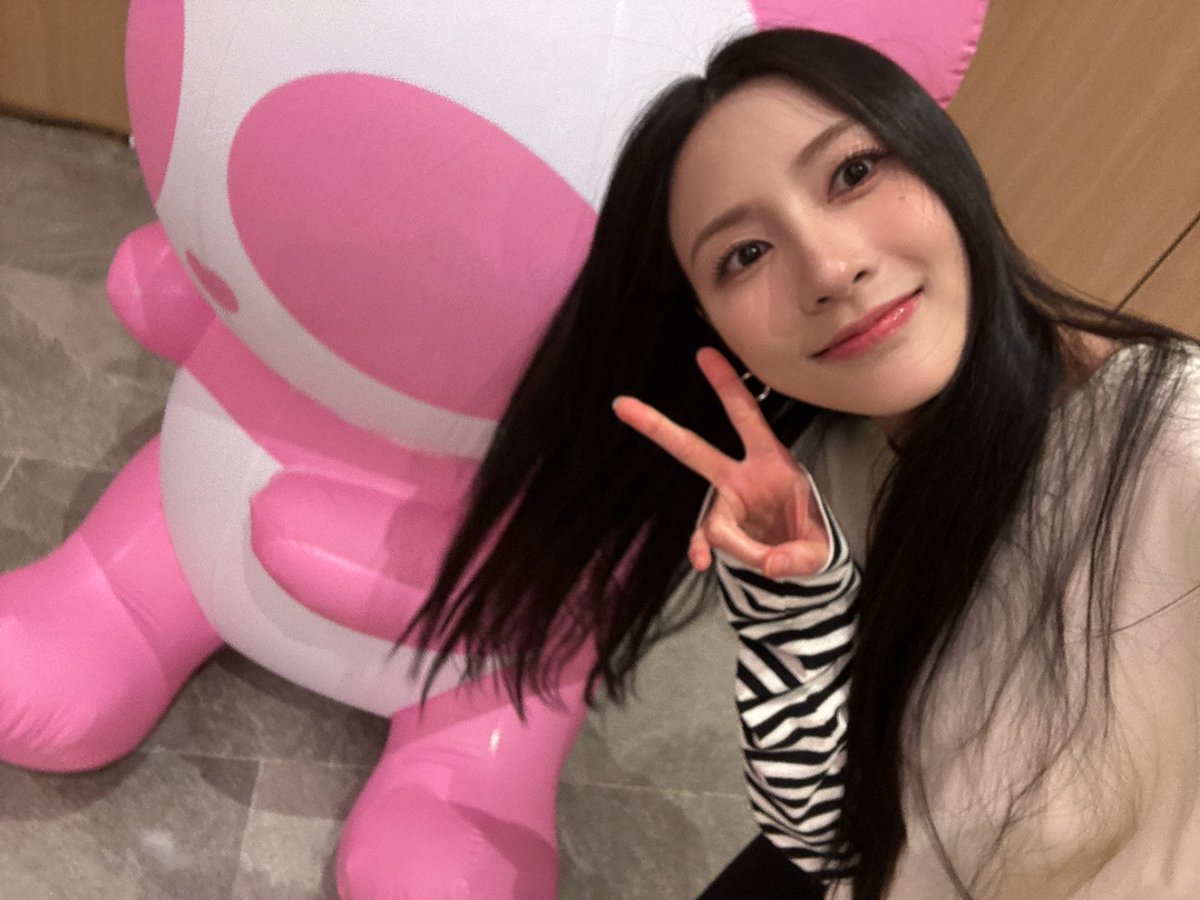 apinkbbls's tweet photo. 🍞📸
[260421, 04:34AM KST] https://t.co/eZrfAtHxtL