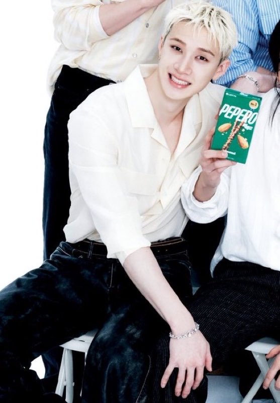 BANG CHAN 방찬 GLOBAL 🍋🩵 tweet media