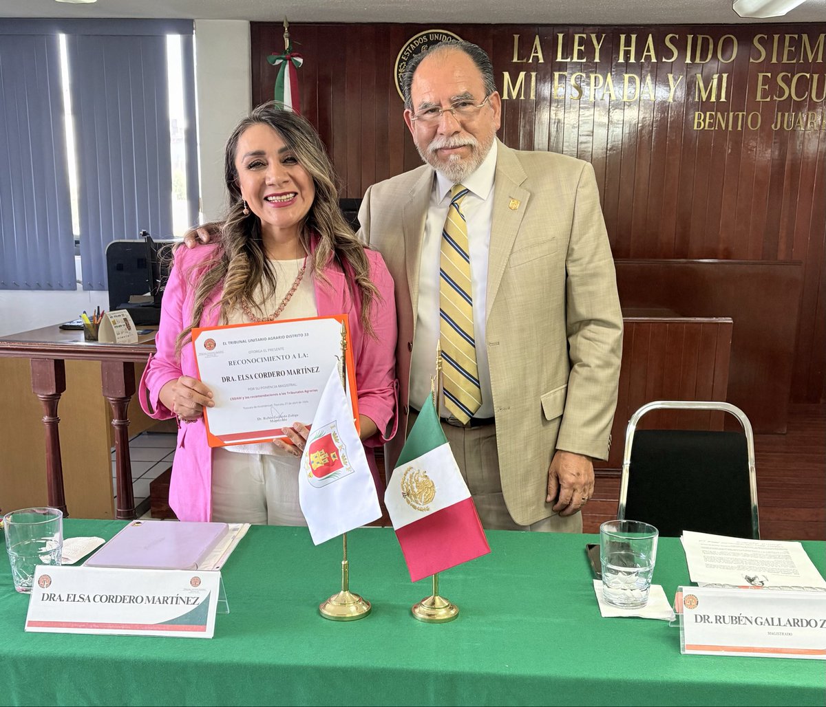 elsacorderom's tweet photo. Muy contenta hoy en el TUA 33 (mi favorito) platicando Dia 🍊sobre recomendaciones CEDAW que impactan en la justicia agraria. Agradezco al Mag. Gallardo, a Mayra Cuahutle y a todo el equipo por la oportunidad de participar en una institución que quiero tanto 🧡💚 @TAgrarios https://t.co/AgoqHoWqs4