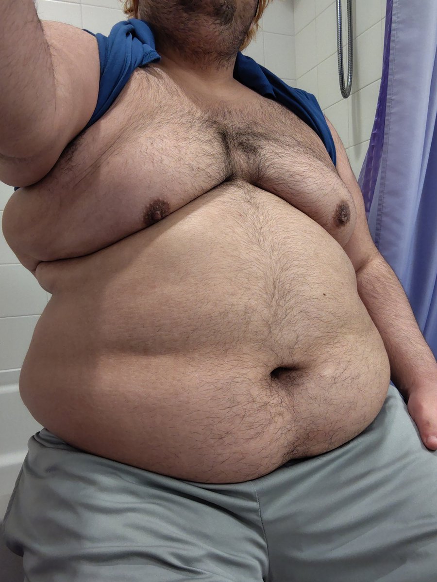 thenewremi's tweet photo. I'm back for Tummy Tuesday https://t.co/kUSYCWVx29