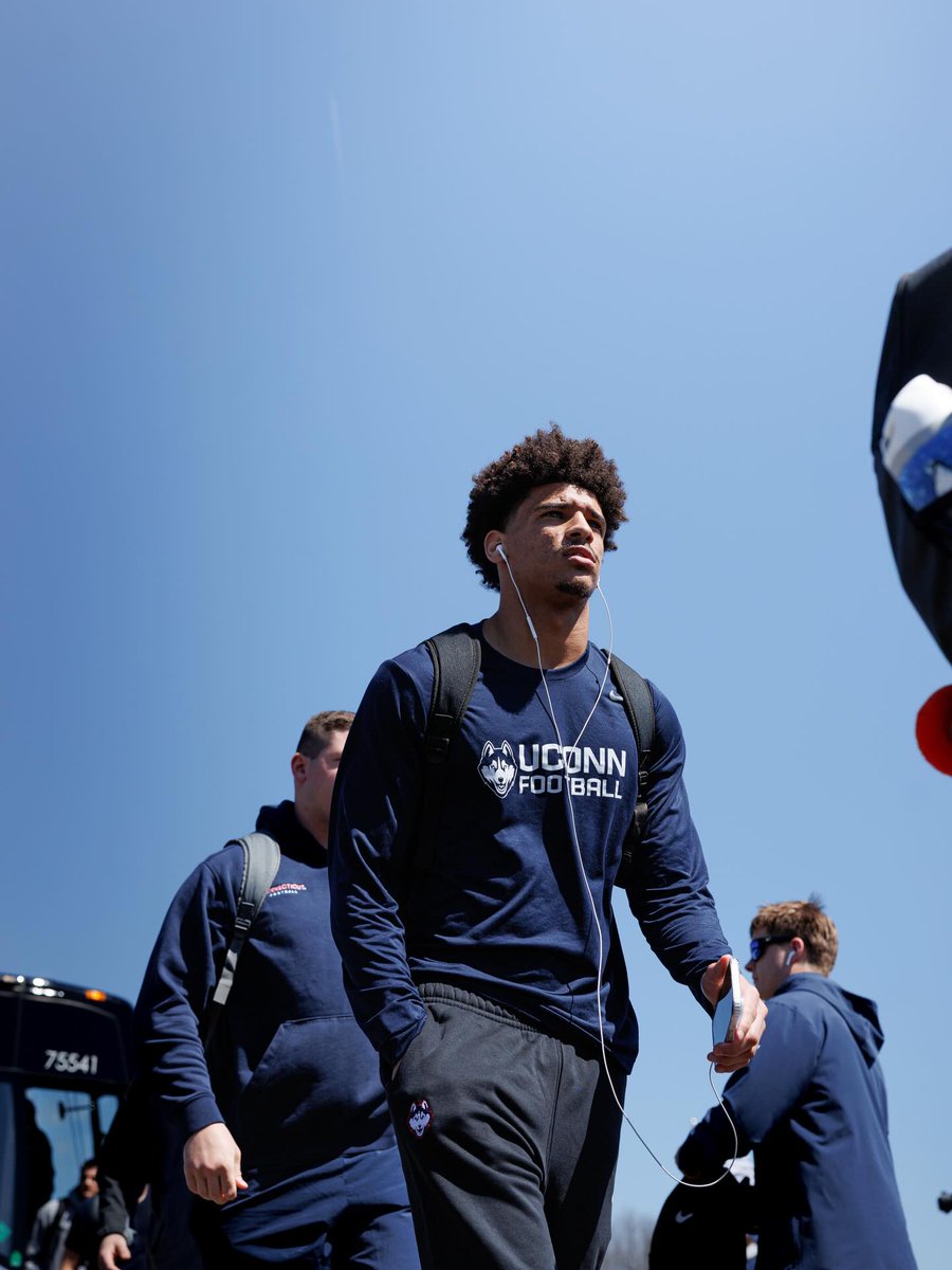 2silverraieh0p's tweet image. #photography #football #fridaynight #viral #marion #fall #sections