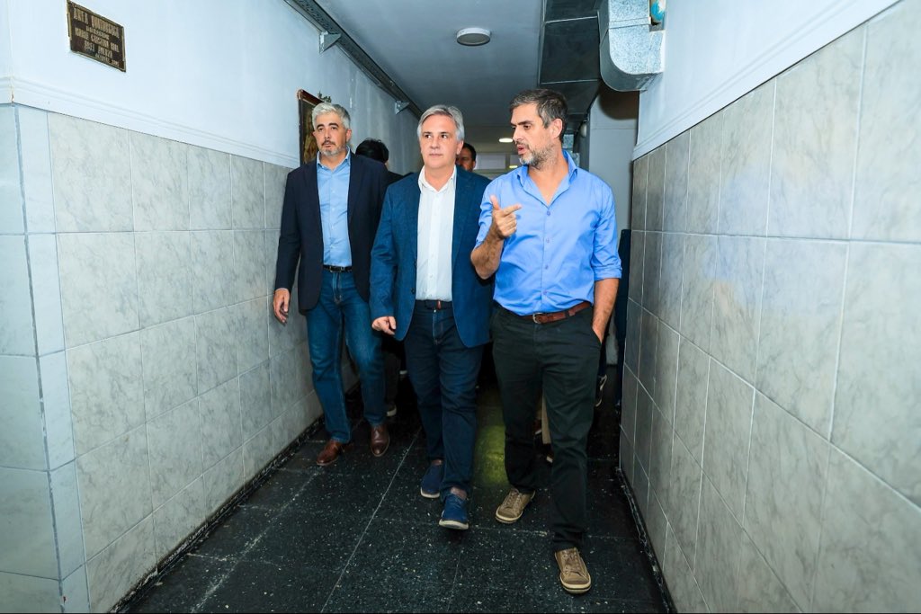 MartinLlaryora's tweet image. Tras el conflicto con #PAMI, la cobertura médica de nuestros jubilados es cada vez más crítica. Desde #Córdoba haremos todo lo posible para continuar dando respuesta al aumento de la demanda de los servicios de #salud. No vamos a dejar sin atención médica a ningún vecino,