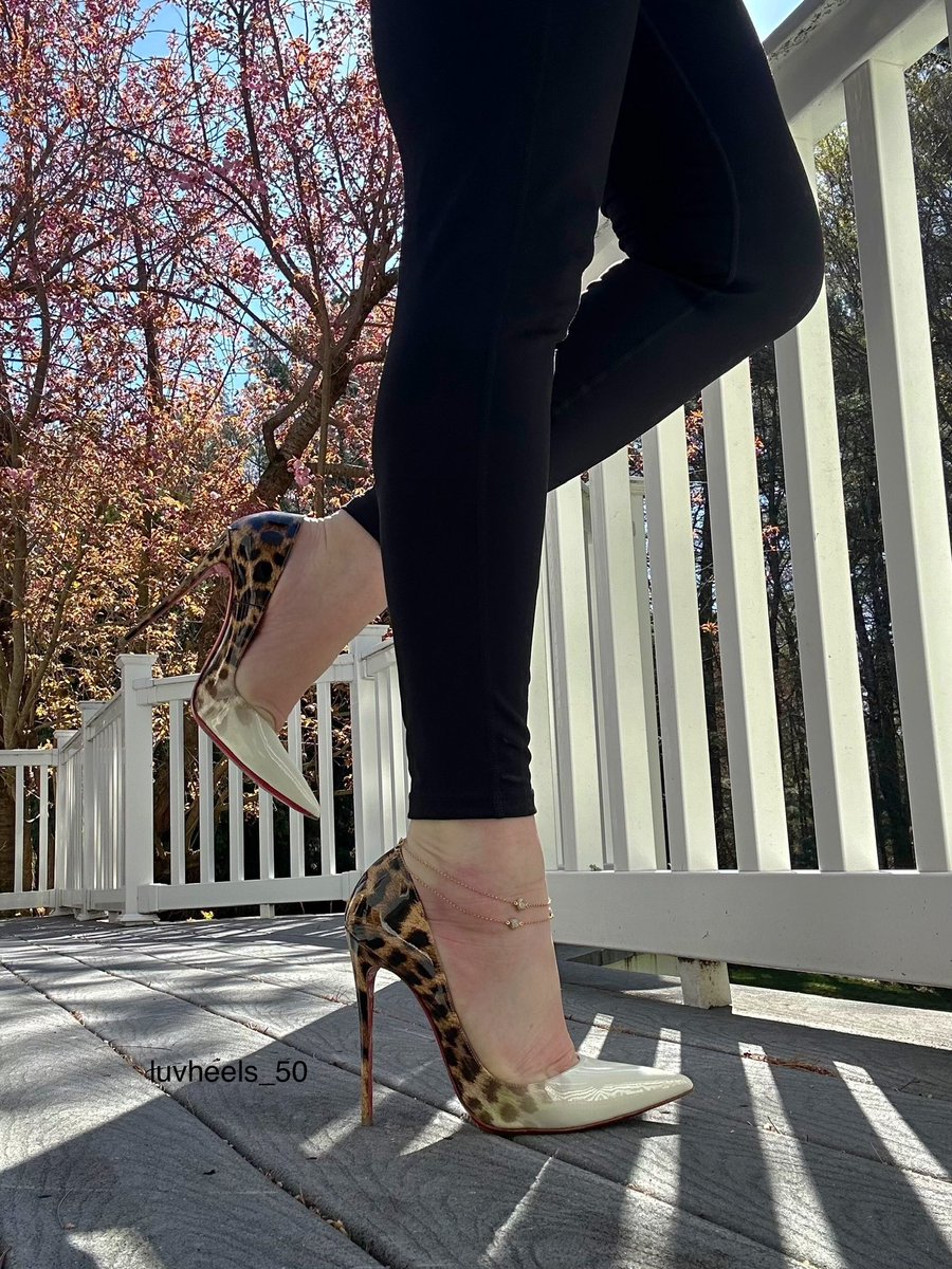 luv_heels tweet media