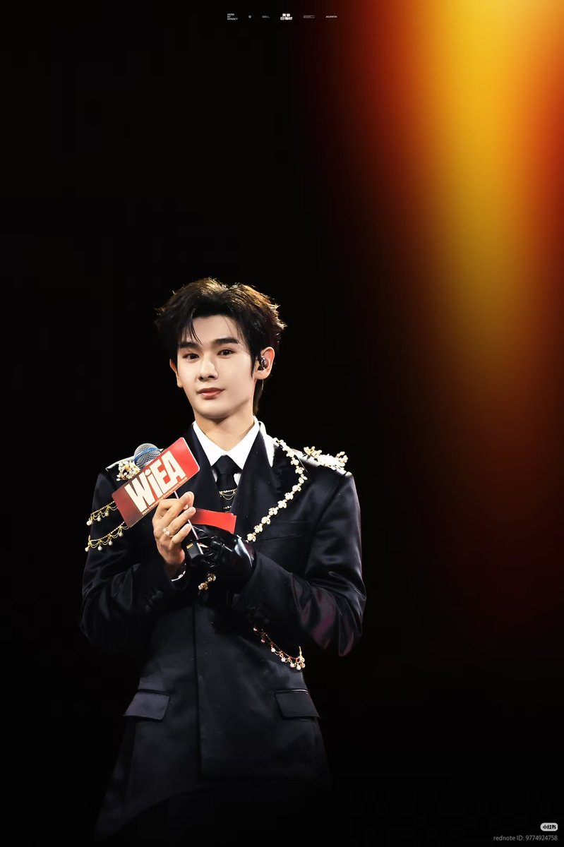 NineNineNine99❤🍓🌻🐷 tweet media