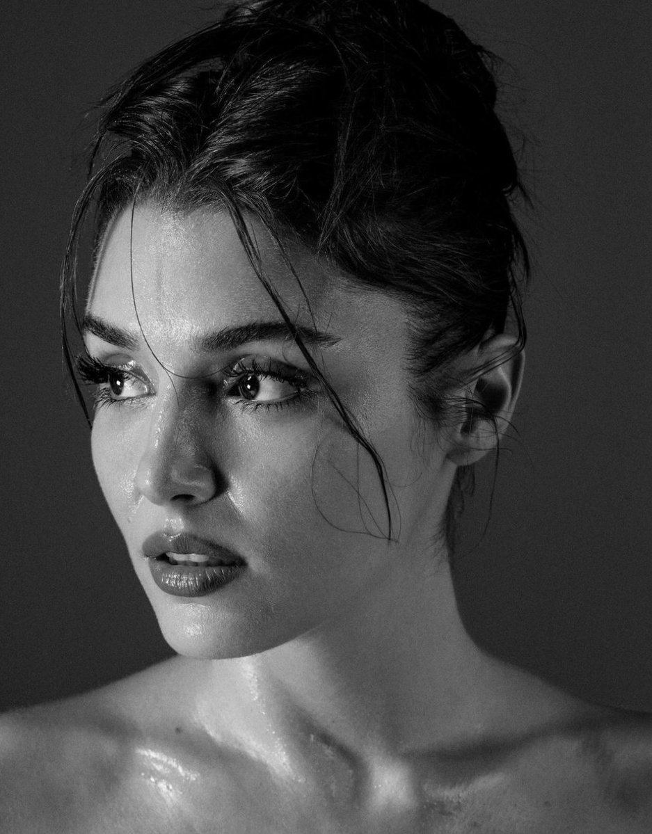 🖤 🤍