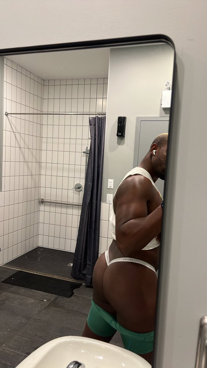 Zuckerfag tweet media