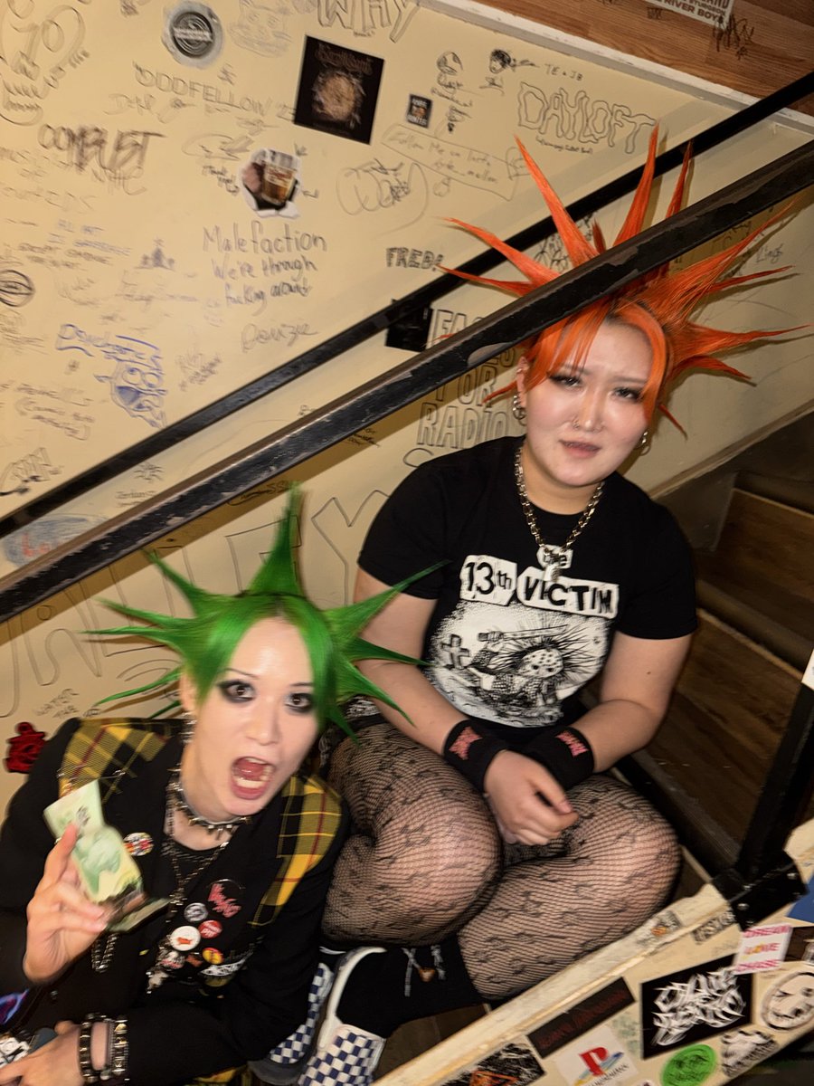 RUMKICKS900302's tweet photo. In Winnipeg  😝

#rumkicks #canadatour #punk https://t.co/MURihnNQY1