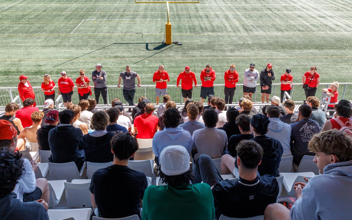 RebelsWestshore's tweet photo. Huge thank you to our incredible Rebels coaches for volunteering your time, energy, and passion to make this year’s Spring Camp such a success 🙌  We’re lucky to have such an amazing group leading the way. Thank you for everything you do for the Rebels family ❤️🏈 #RebelWay https://t.co/nnEAhY343R