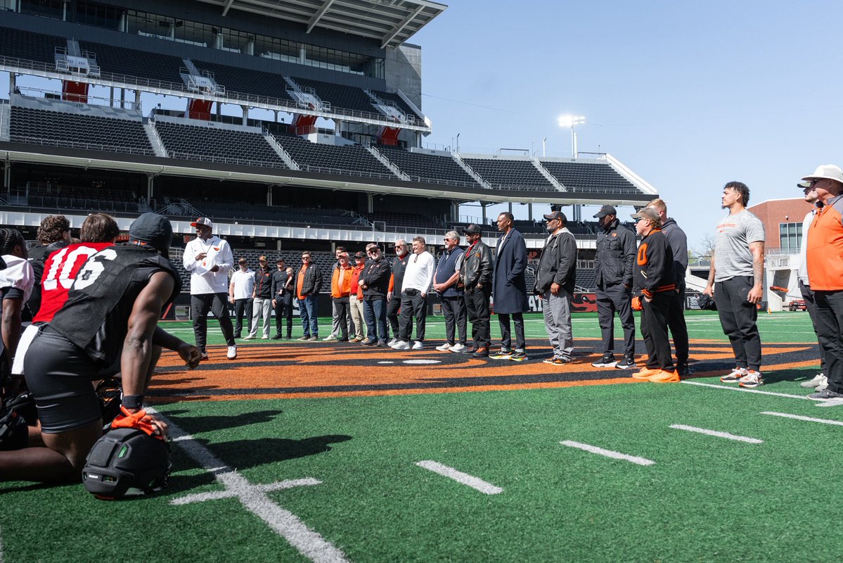 Oregon State Football tweet media