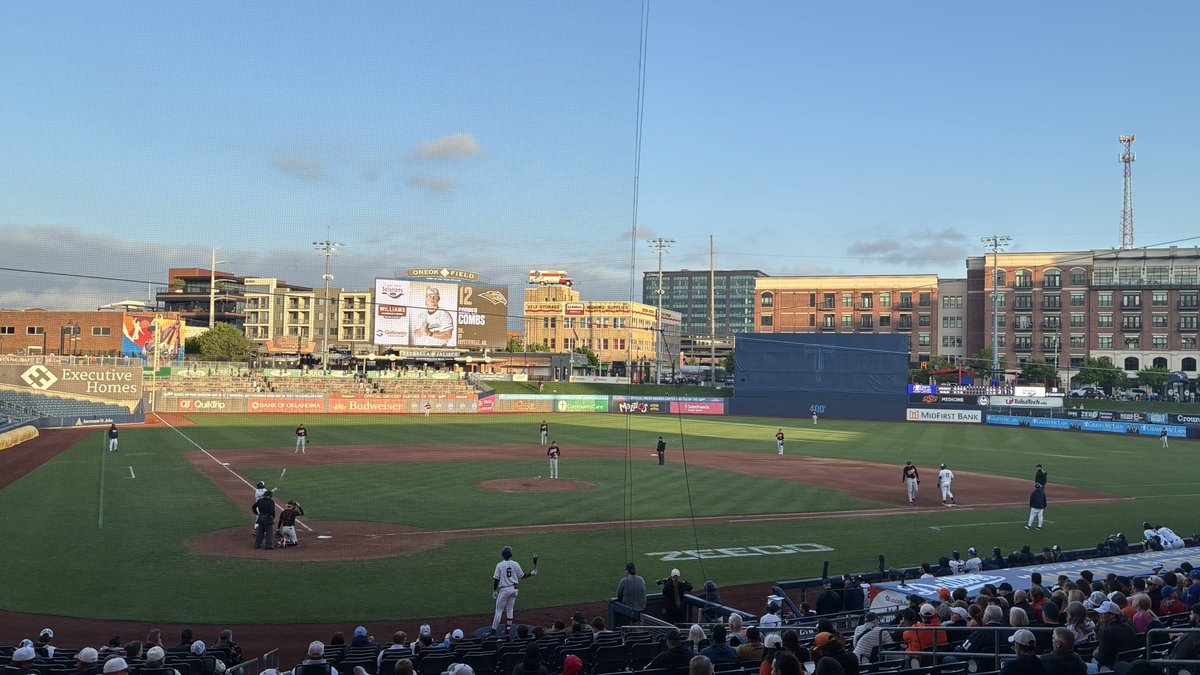 jmac9571's tweet photo. Game 2 of this @ORUBaseball @OSUBaseball series moves to the home of the @TulsaDrillers ORU took game 1 in Stillwater leads 3-0 in the 5th #ORUBASE https://t.co/Ew8eYJu6Wk