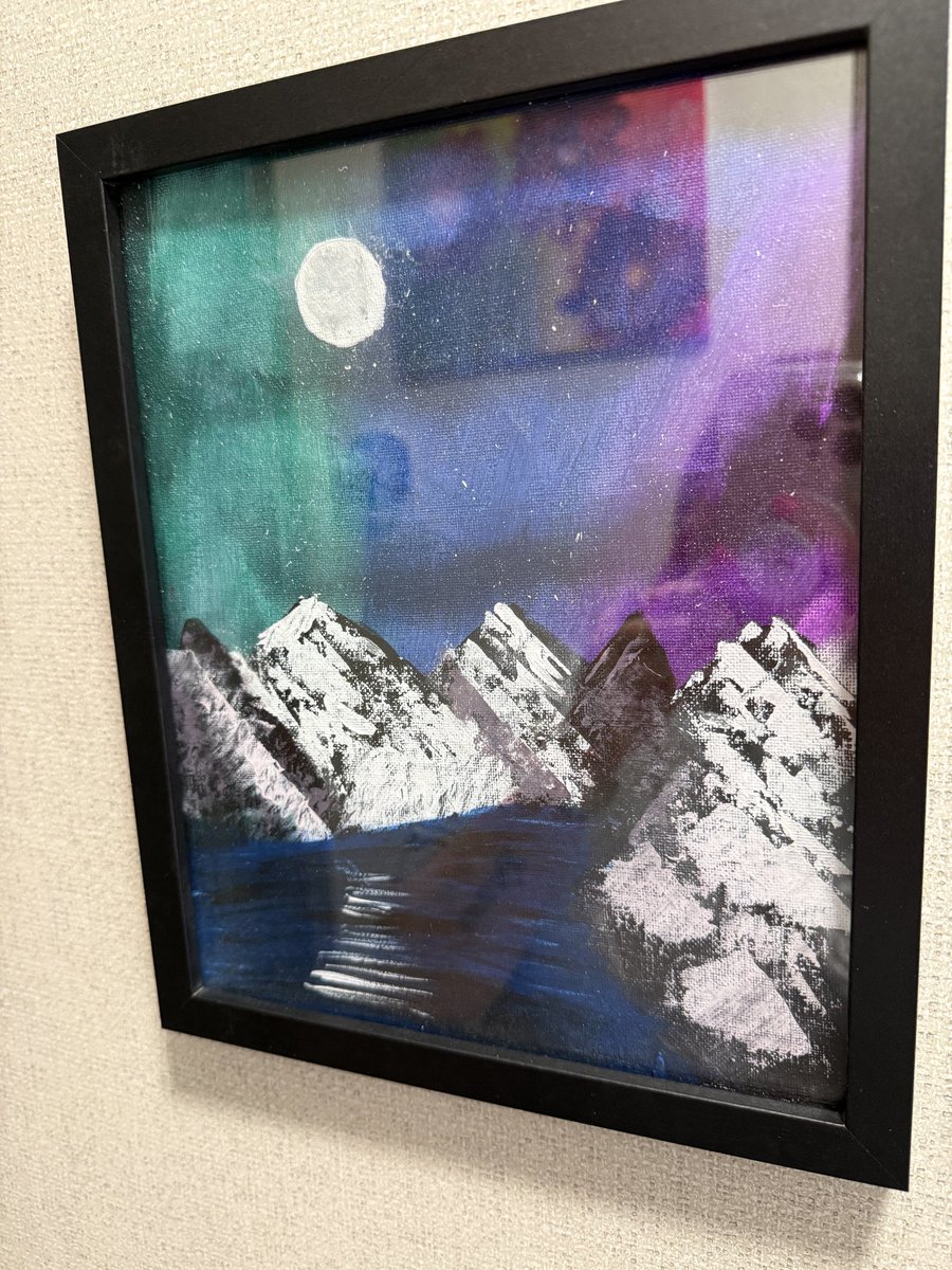 wanderlust20211's tweet image. I’m still a newbie at painting, but I really like these. I have definitely found myself a relaxing hobby. 
#painting #hobby #novice #novicepainter