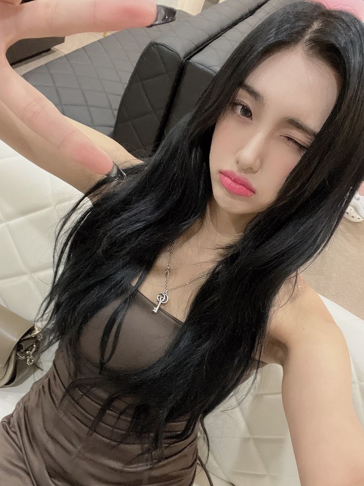 Woodsy Corner. tweet media