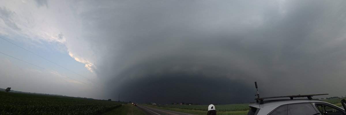 JoshBrinker_Wx's tweet photo. Ok, today made up for yesterday! Near Covington TX
@PAStormTrackerz @MaxVelocityWX @EvanFor2020 @NWSFortWorth https://t.co/BQR7R4iFLD