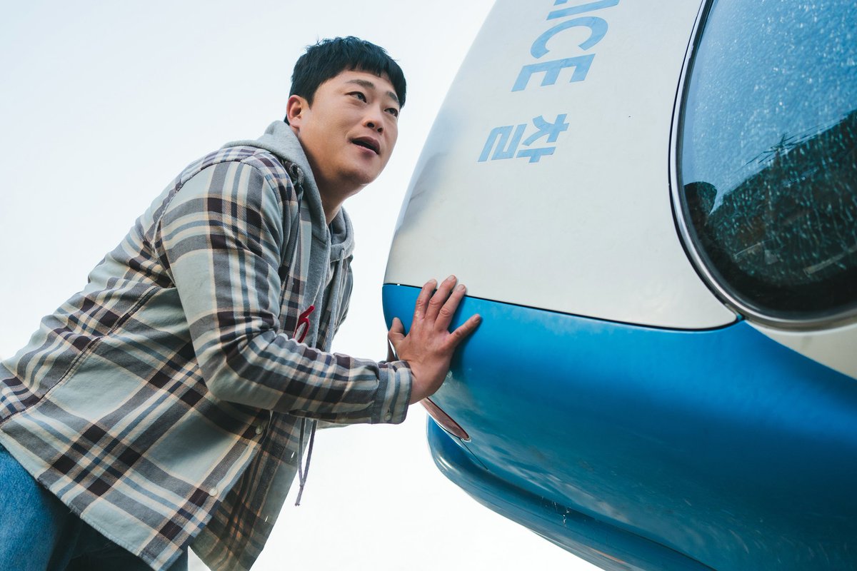 The WONDERfools tweet media