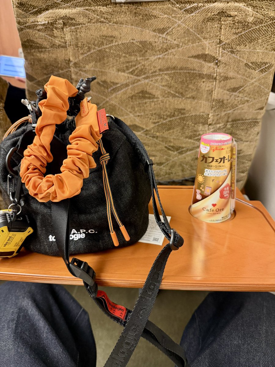 藤 tweet media