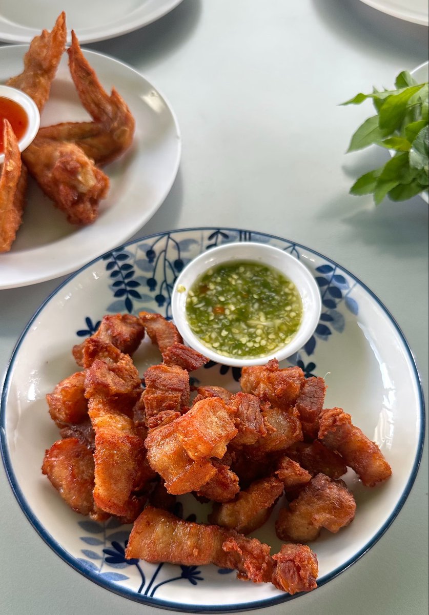 Baconnee 🥓🐱🐶🍑 tweet media