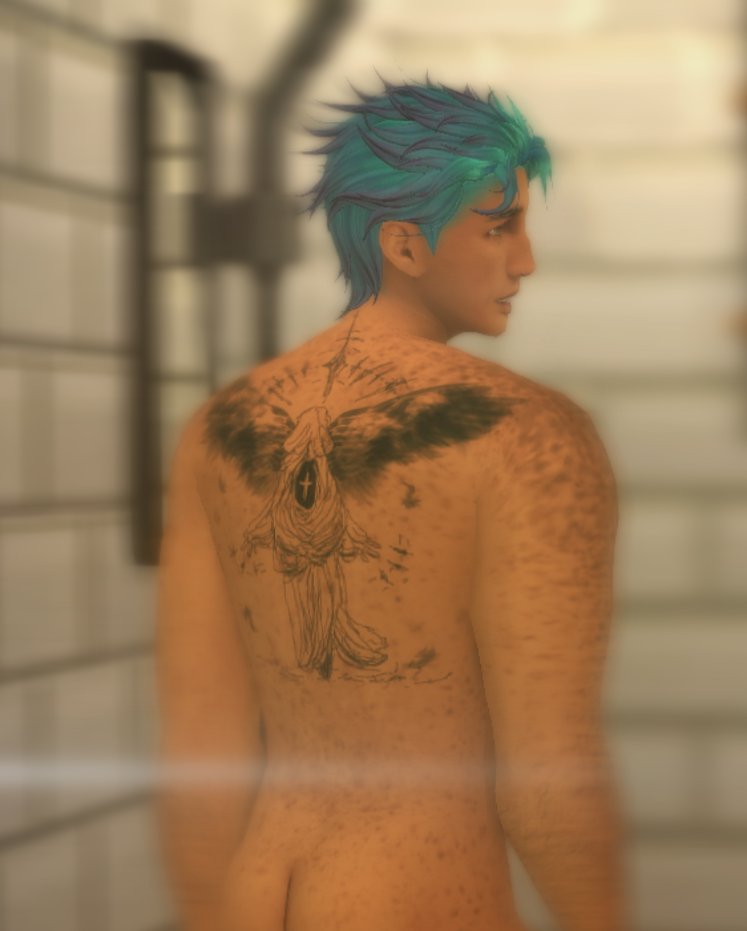 Loren🎱 tweet media