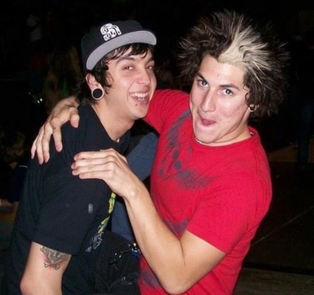 Sagey 🍊🐝🐞 tweet media