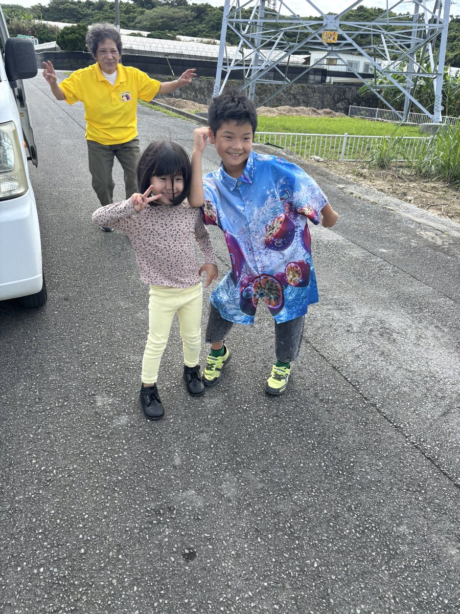 これから糸満ファーマーズでパッション祭りがあるので参加して来ます！！
息子は涼しそうなパッションフルーツの洋服着てます！