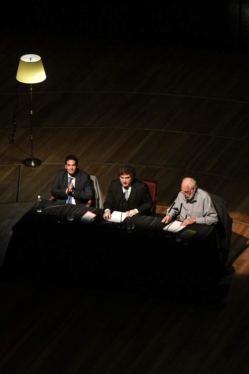 Oficina del Presidente tweet media