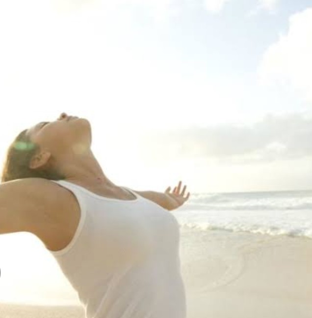 saudeedietatop's tweet image. "The most beautiful moment in life, the richest and most future-forward, is the present moment" (Lemoine). Thinking too much about the past can lead to sadness, and thinking too much about the future can lead to #anxiety. Living in the present helps the #holistic #health! #quote