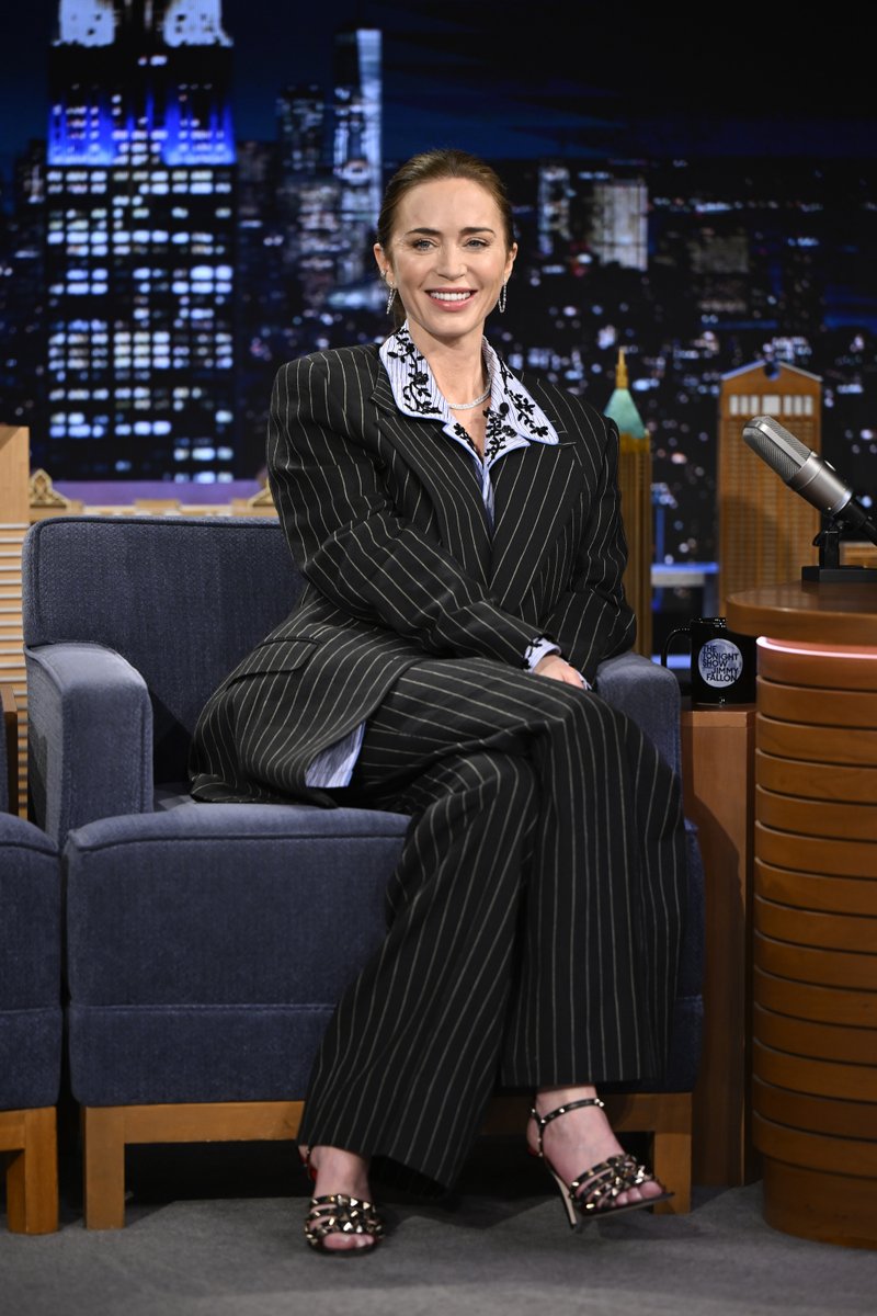 FallonTonight's tweet photo. Emily Blunt is in Studio 6B to talk The Devil Wears Prada 2 tonight! #FallonTonight #TheDevilWearsPrada2 https://t.co/wJ8oW2fDyc