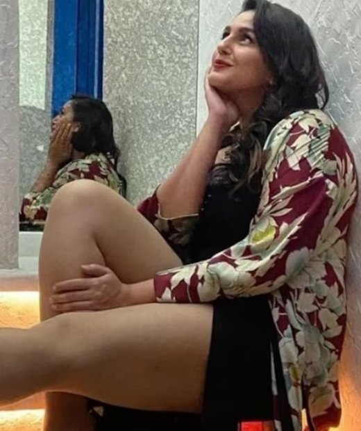 Manish_SGR1's tweet image. ये Bollywood अभिनेत्री हुमा कुरेशी हे इन्होंने
इन्होने 39 साल की उम्र में अपने बॉय फ्रेंड से सगाई कर ली हैं।

हुमा मुस्लिम हैं और इनका बॉय फ्रेंड रचिन सिंह हिंदू हैं, बड़े बड़े लोगो ने वे सब चलता रहता हैं।

हुमा कुरैशी एक बहुत ही खूब सूरत अभिनेत्री हैं उनकी वेव सीरीज महारानी