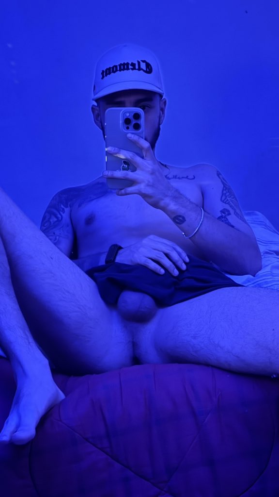 Andrew Navas 🔥onlyfans 40% OFF 💸 for $7.00 💰 tweet media