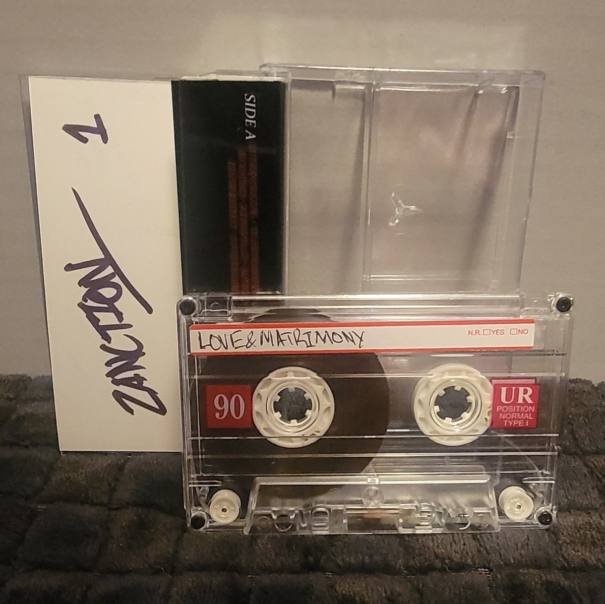 zanctionmusic's tweet image. Hold it tight in your arms like a hug that will never let go~ 💘

The tape returns for purchase! 📼

zanction.bandcamp.com/love-matrimony

#vaporwave #latenightlofi #80s #lovemusic #music