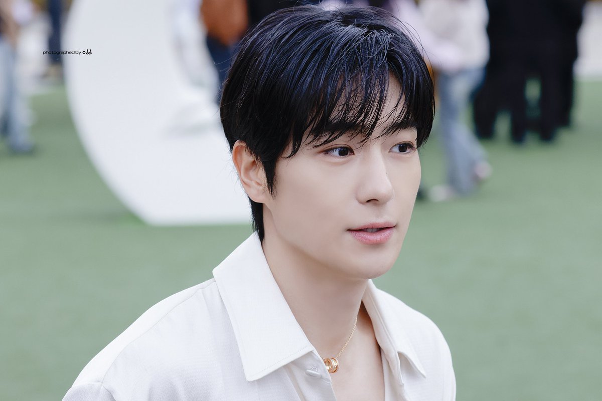 오드ᵒᵈᵈ tweet media