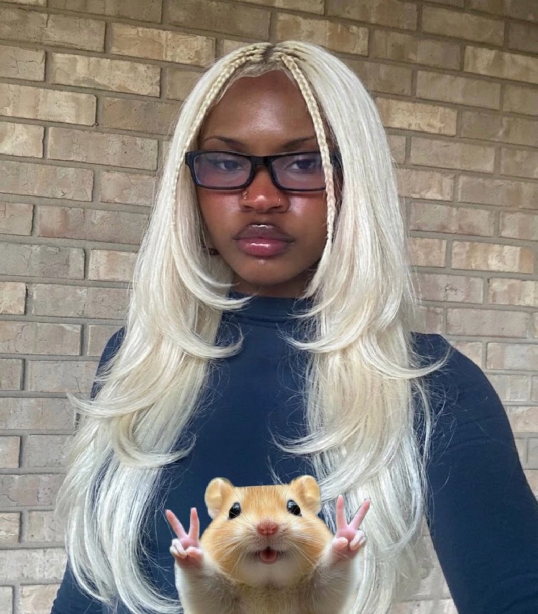 Goddess 🎀 tweet media