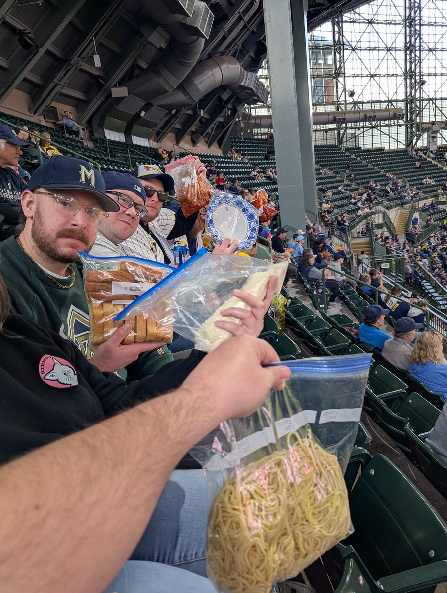 Beer Enjoyer tweet media