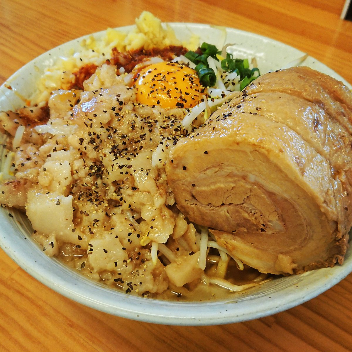 本日29日！ 肉塊2種やります。 月に1度！デッカい肉にかぶりつけー