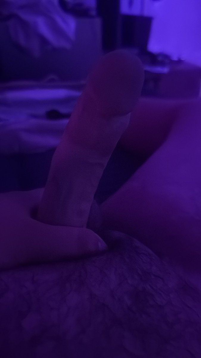 k8itef's tweet photo. Horny asf #rgv #bi #link https://t.co/HTksaFI8cF