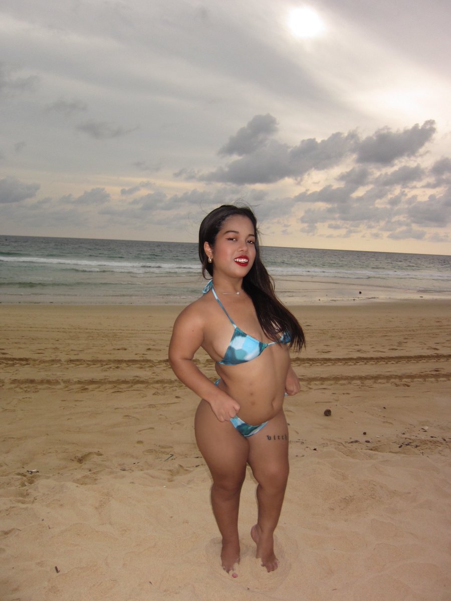 Amymidget tweet media