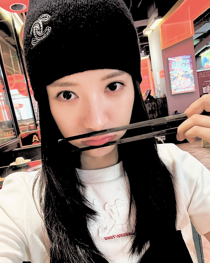 Gillian. tweet media