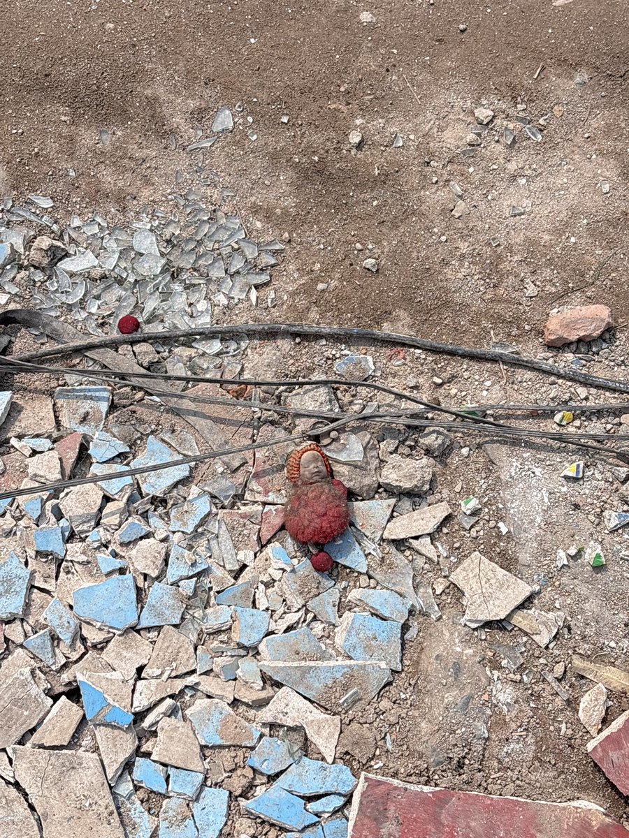 junasth12's tweet photo. Few photos from the Sukumbasi basti demolition….. 
#ManoharaSlumSettlement 
#NepalGovernment 
#Education https://t.co/fZFIRsas6e