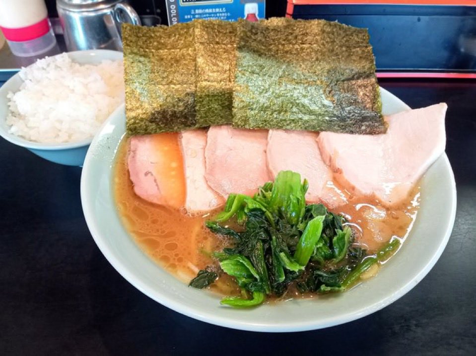 横浜らーめん 一心 tweet media