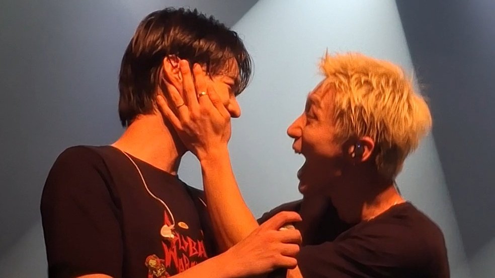 amy⁷ ⋆ tweet media