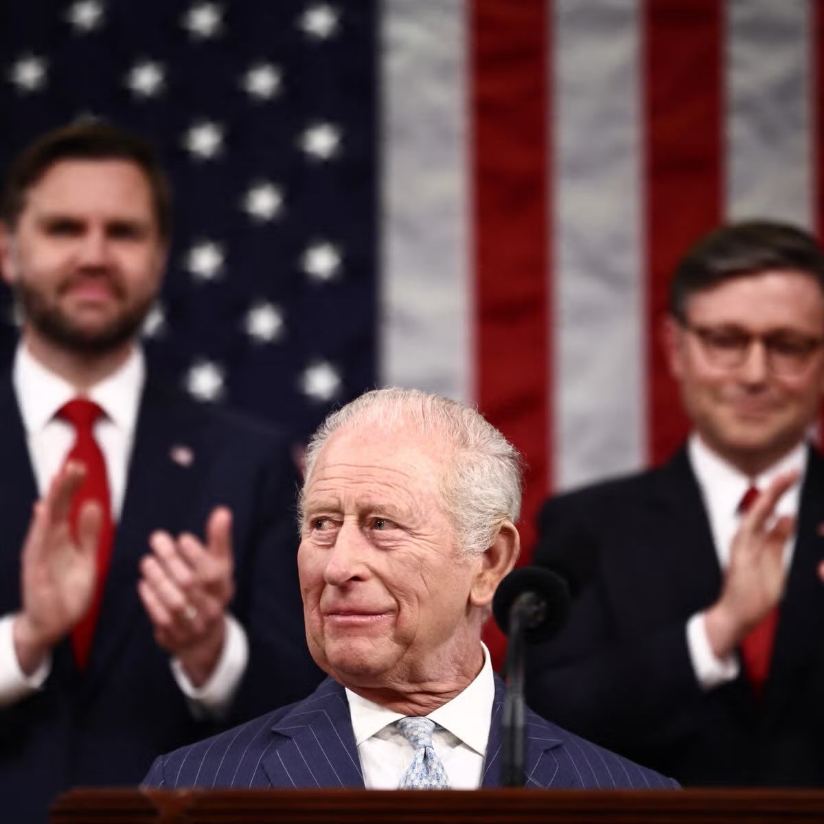 RealAF_Patriot's tweet image. While the Democrats cheered and clapped for King Charles, JD Vance and Mike Johnson were smiling for a very different reason. 

This is the destruction of the old guard.