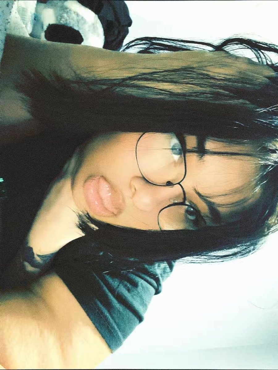 Stargoddess78's tweet photo. Yall fake buyers are annoying if you are legit hmu I have plenty of content #NSFW #sellingcontent https://t.co/94IzjhwTm5