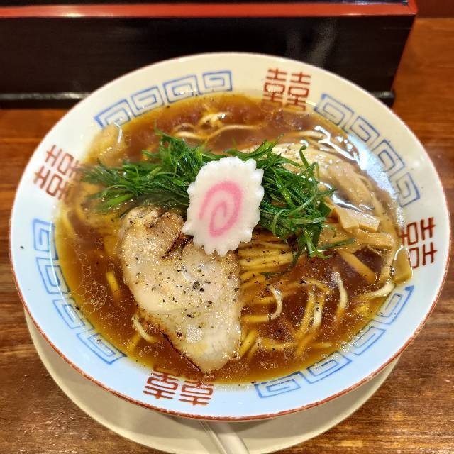 tyu_sen's tweet photo. たまり醤油中華そば at 麺屋 隊長

安定  #毎日がラーメン https://t.co/oEshaYQ7N8 https://t.co/IOOMngiass