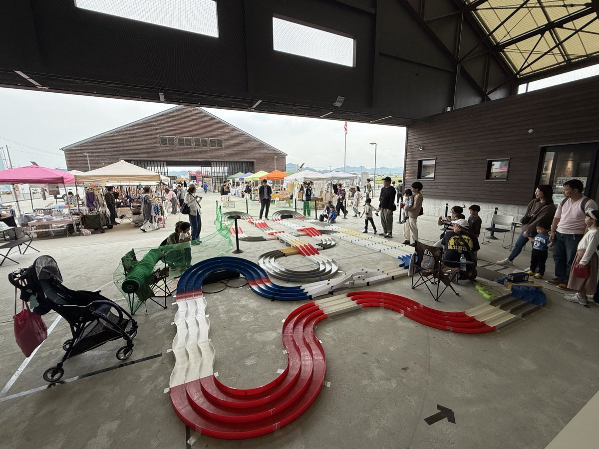 kotetu1987's tweet image. ゴールデンウィーク初日、ミニ四駆イベントにスタッフとして参加中
#ミニ四駆
#sora加西
#PROST