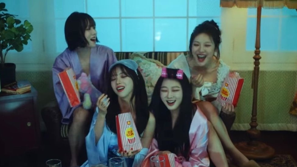 tori🦑 tweet media