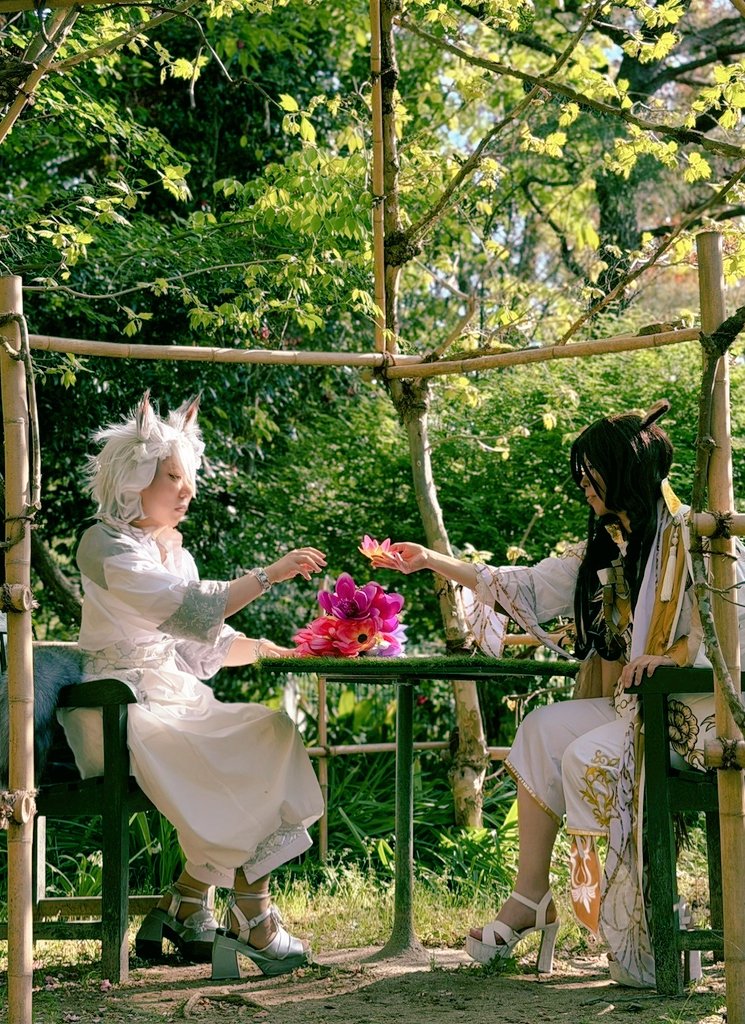 UFwfymwmw9zkNNv's tweet photo. twst-cosplay🌸
妖精たちの祝祭🦁
2026.4.18
in hamanako garden park 
📷@mo_efu
🐺@nori_norisalt https://t.co/Pb5Tw3WLrT
