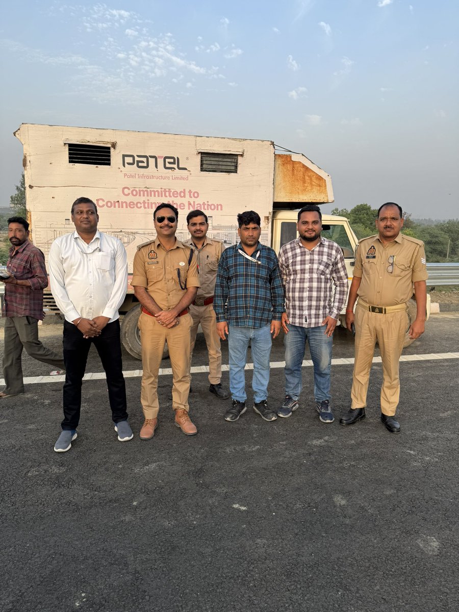 ArvindDysp's tweet image. Ganga expressway ke udghatan ke awdar par #dsp