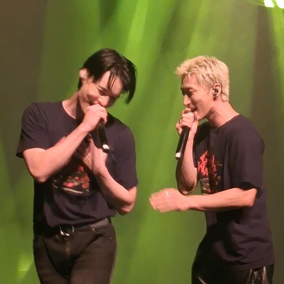 amy⁷ ⋆ tweet media